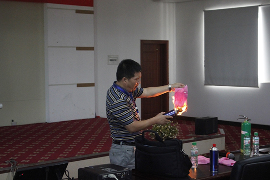 ������I(y��)�M��������ȫ������Ӗ(x��n)�D��