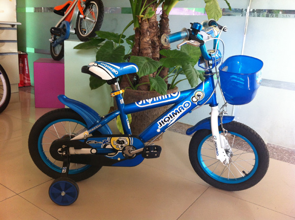 �C��؈�P���{ɫ����܇