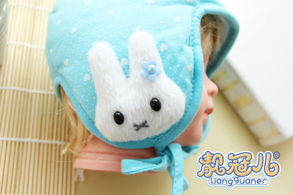 靚冠兒嬰幼兒夾棉保暖護耳帽子側面