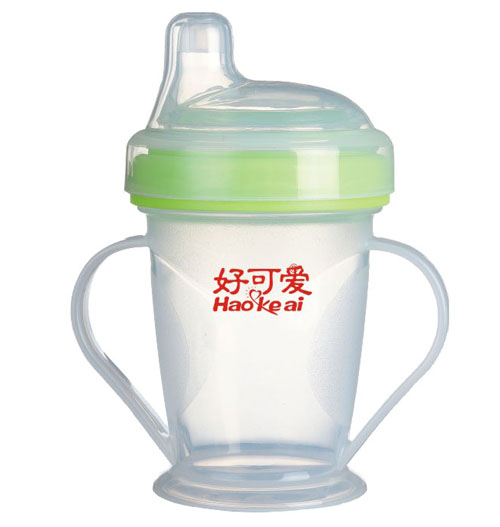 好可愛扁嘴學飲杯