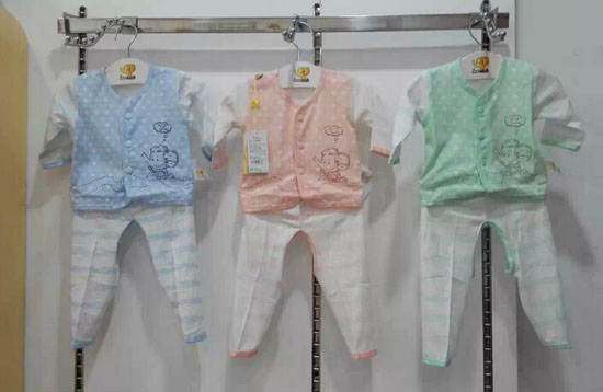 圣嬰島開檔帶扣內衣套裝