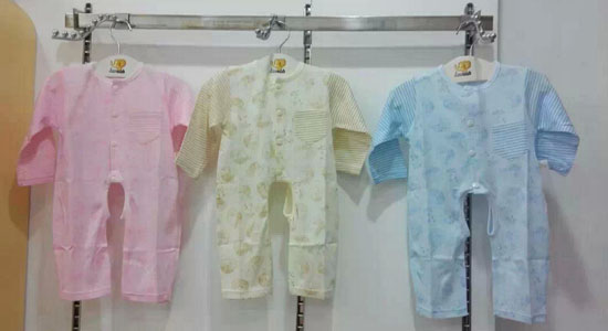 圣嬰島內衣套裝春開檔