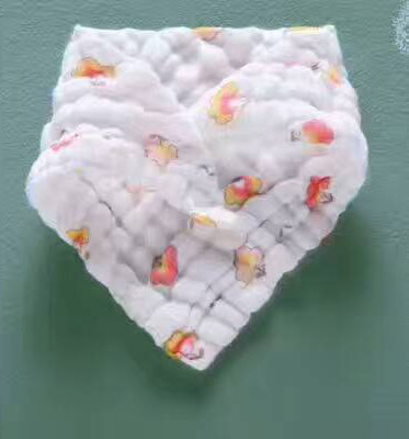 淘貝貓六層水洗紗布三角巾-紅色圖案.jpg 淘貝貓六層水洗紗布三角巾-紅色圖案.jpg