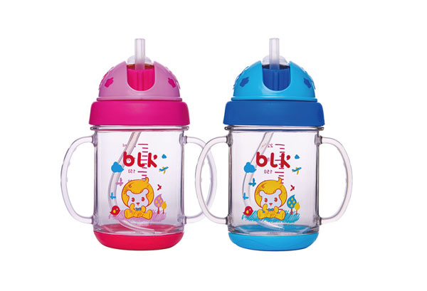 貝樂康晶透學飲杯220ml.jpg 貝樂康晶透學飲杯220ml.jpg