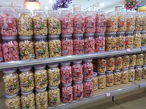  �aƷ���չʾ1