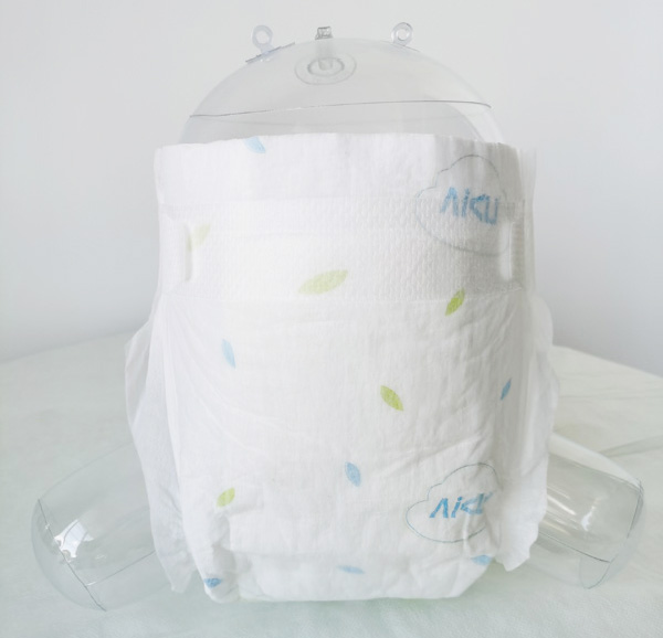 噯酷5G紙尿褲實(shí)物圖2.jpg
