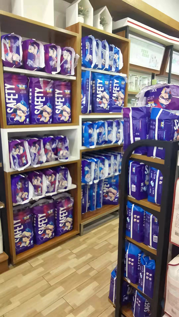 門店展示2.jpg 門店展示2.jpg