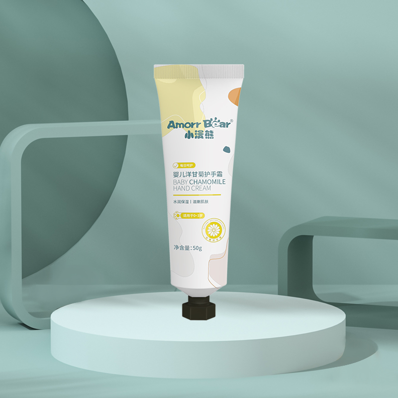 小漫熊嬰兒洋甘菊護(hù)手霜.jpg 小漫熊嬰兒洋甘菊護(hù)手霜.jpg