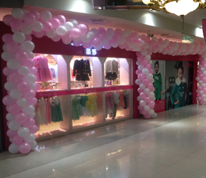 笛莎童裝形象店(一)