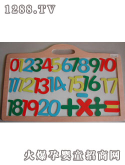 �����������N���F