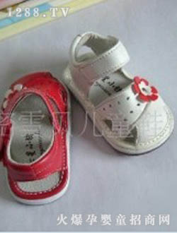 ��ѩ���W����ƤЬ����С�i