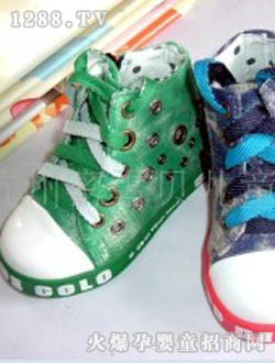 ��ѩ�������＾����\(y��n)��Ь