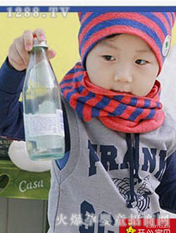 開(kāi)心寶貝灰色套裝