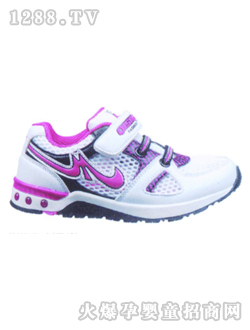 С����(d��ng)���\(y��n)��Ь