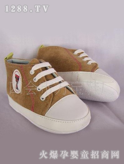 ���Sɫ�q�������\��Ь