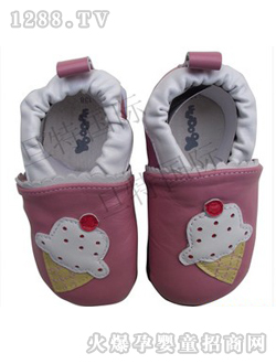 ������ɫ�냺�W��Ь