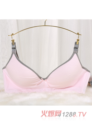 Ԫ����������517�Ɑ�o�в�����£��ۻ�ײɫ��ҹ