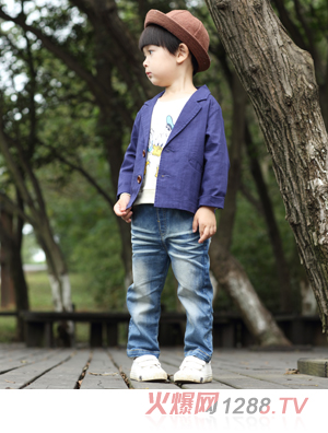 ���c�neͯ���Ќ������b���{ɫ