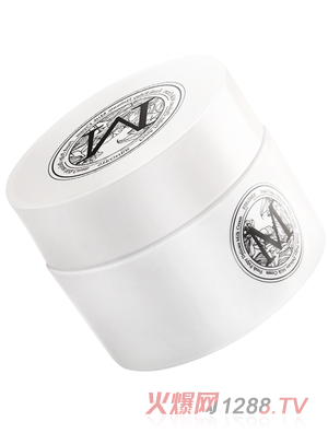 ˹�����r��͸�۱���˪